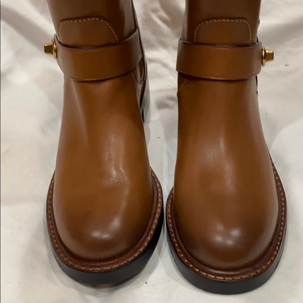 Coach Boots 👢 - Picture 3 of 8